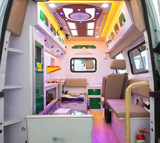 东台市车辆内部展示